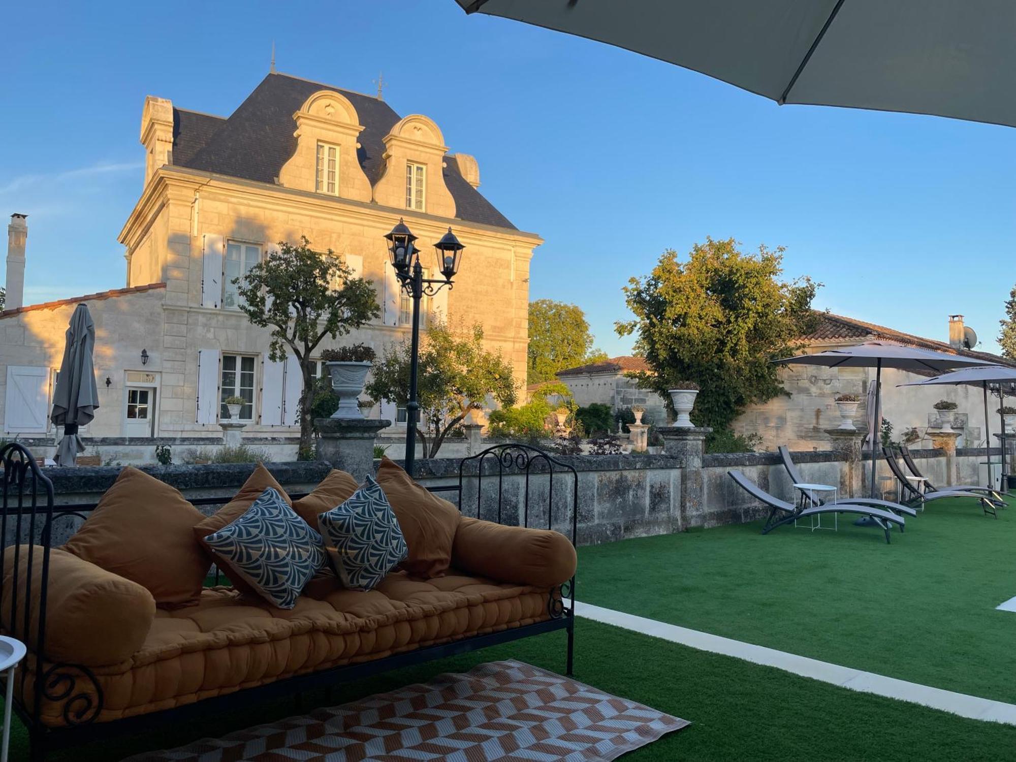 Le Grand Berger Chambres D'Hotes Angeac-Charente Exteriör bild