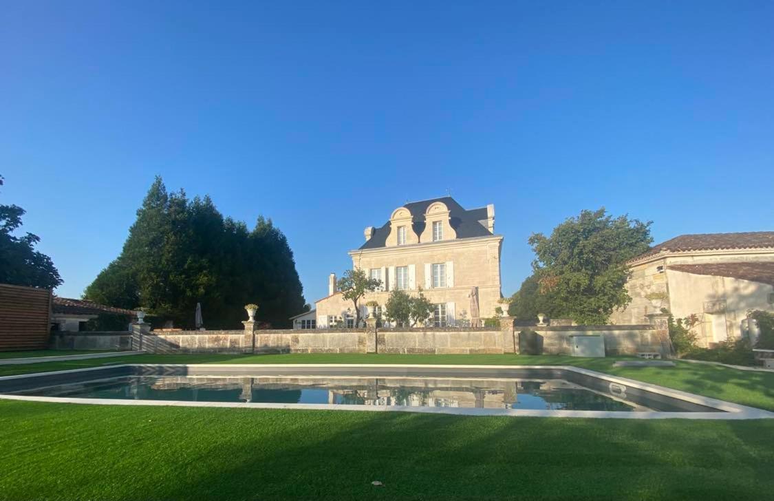 Le Grand Berger Chambres D'Hotes Angeac-Charente Exteriör bild